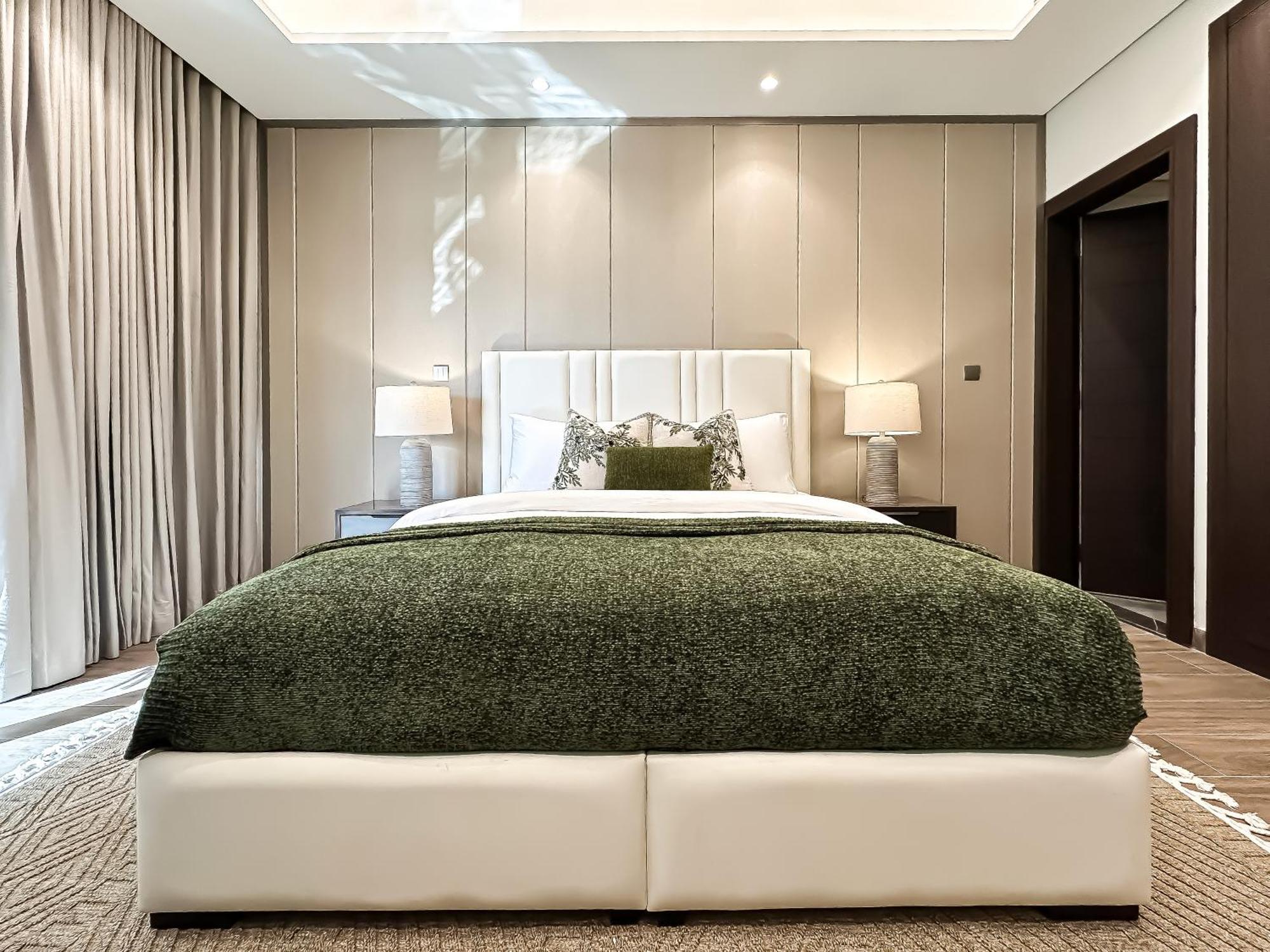 Trophy-refined Living With Natural Hues Apartment