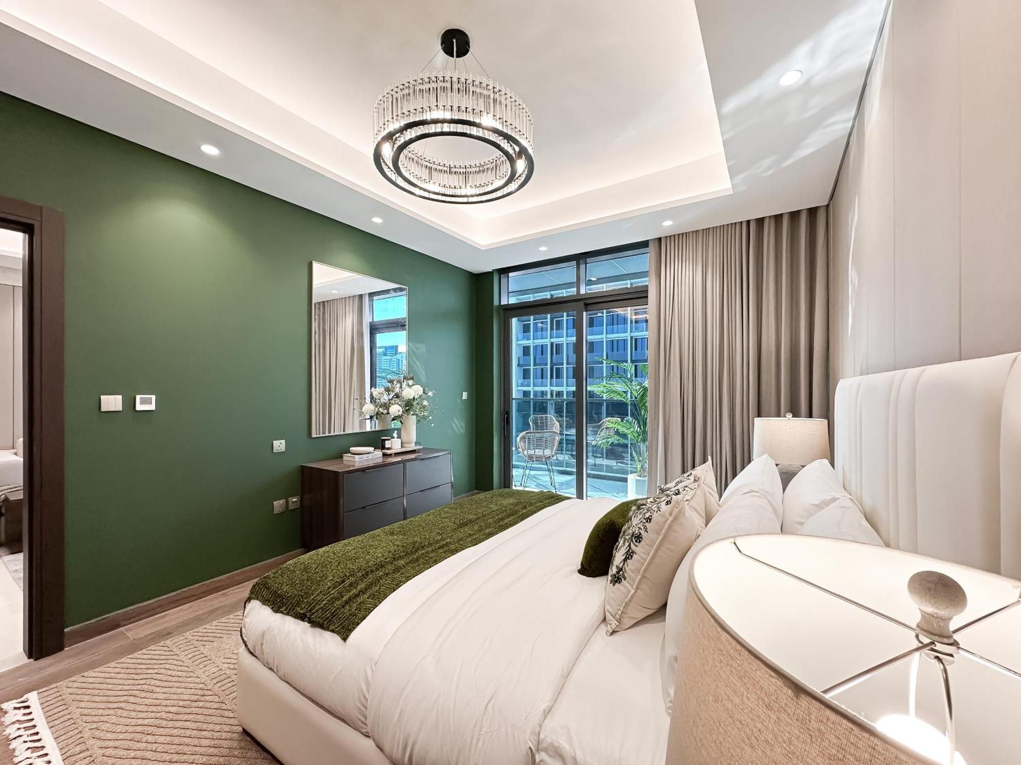 Trophy-refined Living With Natural Hues Apartment *