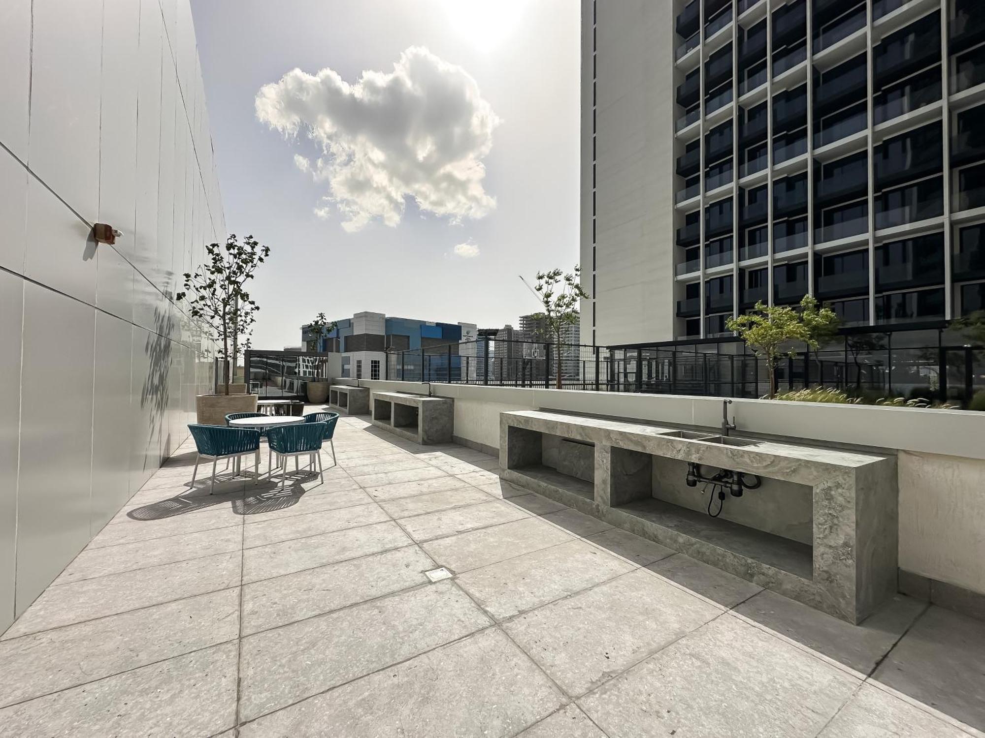 Trophy-refined Living With Natural Hues * Dubai